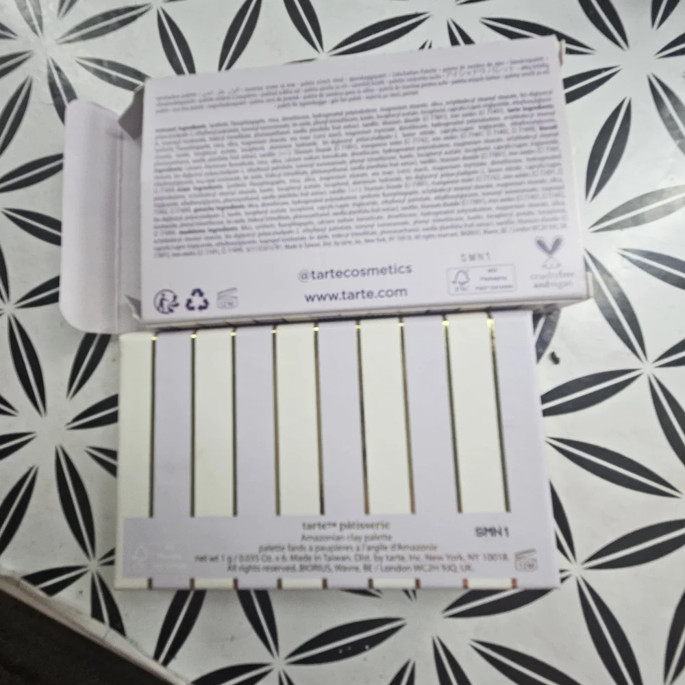 NEW Tarte Eyeshadow Palette with Cream, Pink, and Brown Hues - Picture 4 of 7